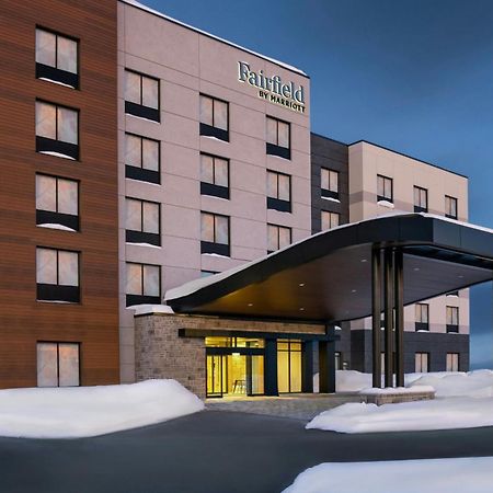 Fairfield By Marriott Inn & Suites Gravenhurst Muskoka Exterior photo