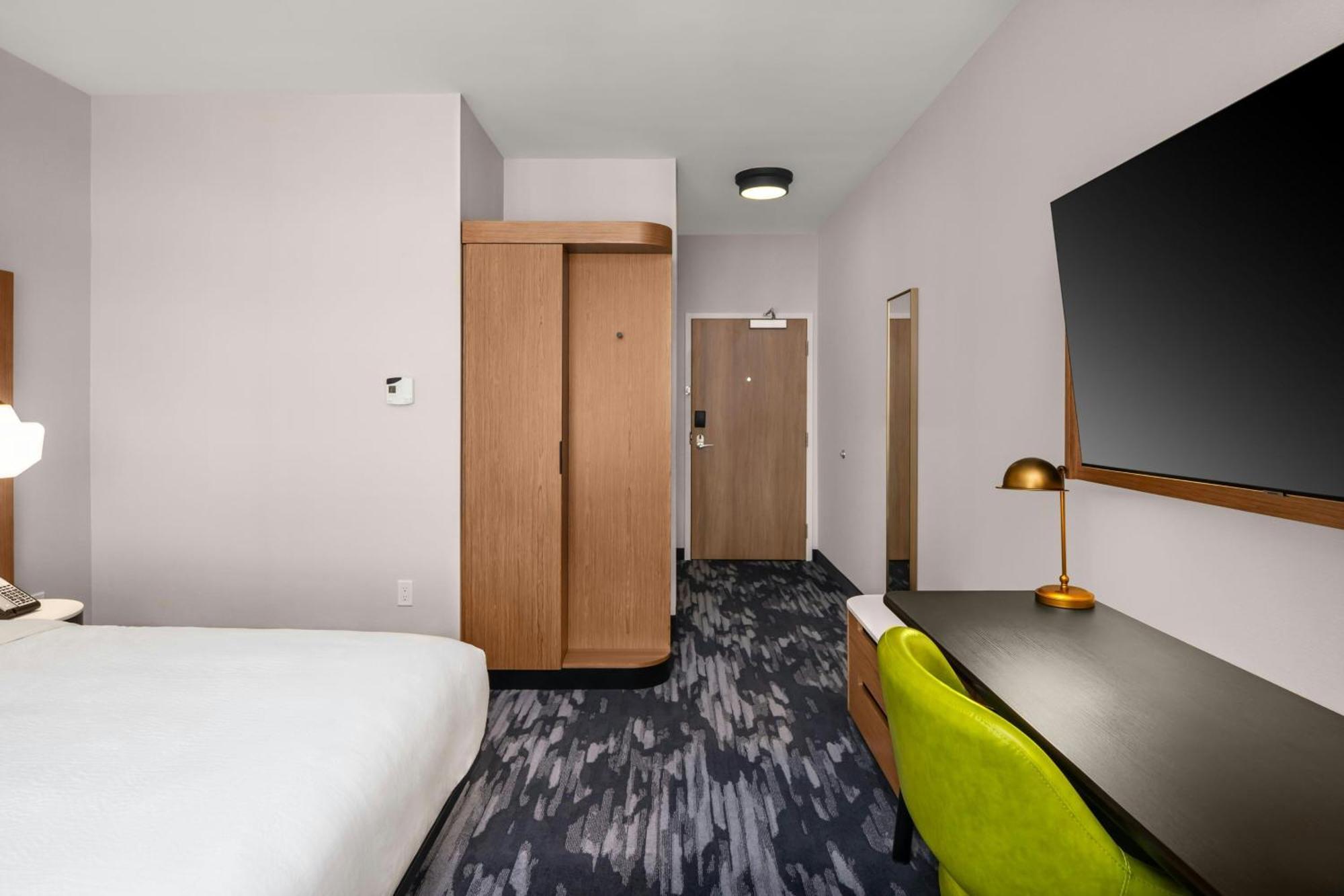 Fairfield By Marriott Inn & Suites Gravenhurst Muskoka Exterior photo
